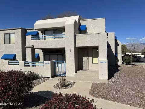 7968 E Colette Cir #210, Tucson, AZ 85710