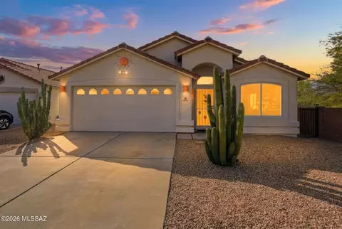 8325 N Austin Nikolas Ct, Tucson, AZ 85704