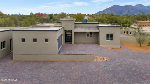 5995 N Pete Dawson Rd, Tucson, AZ 85704