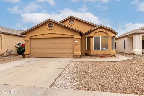 7951 S Wild Primrose Ave, Tucson, AZ 85747