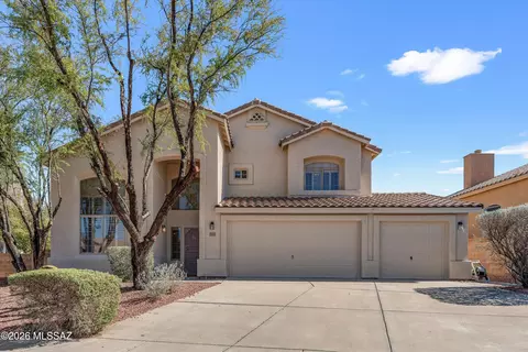 725 S Smokey Mountains Rd, Tucson, AZ 85748