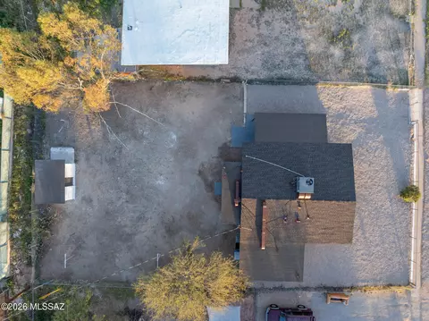 View/Area - 2103 E 33rd St, Tucson, AZ 85713 photo 2 of 3