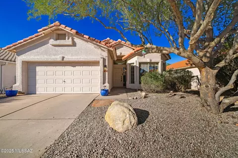 7589 E Via Los Arbustos, Tucson, AZ 85750