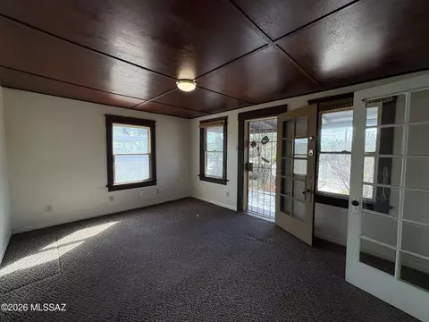 Living - 221 E Drachman St, Tucson, AZ 85705 photo 1 of 5