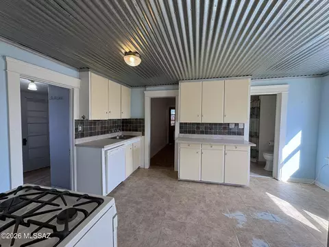 Kitchen - 221 E Drachman St, Tucson, AZ 85705 photo 1 of 3