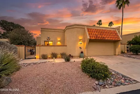 901 E Camino Corrida, Oro Valley, AZ 85704