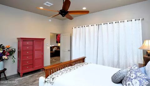 Bedroom - 10560 E Pinal Vis, Tucson, AZ 85730 photo 2 of 5