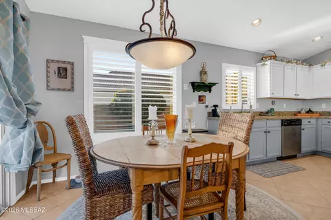 Dining - 9908 E Shadow Glen Ct, Tucson, AZ 85748 photo 1 of 2