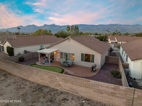 View/Area - 9908 E Shadow Glen Ct, Tucson, AZ 85748 photo 5 of 6