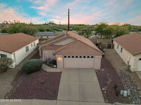 View/Area - 9908 E Shadow Glen Ct, Tucson, AZ 85748 photo 2 of 6