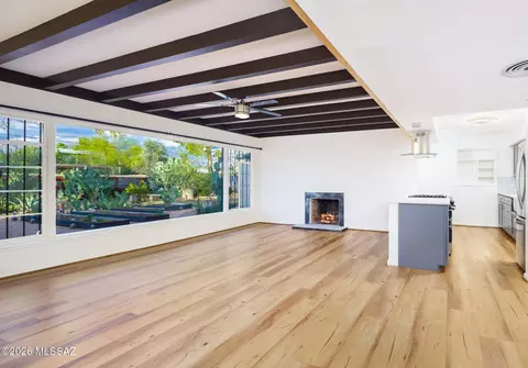 Living - 4033 E 3rd St, Tucson, AZ 85711 photo 2 of 5