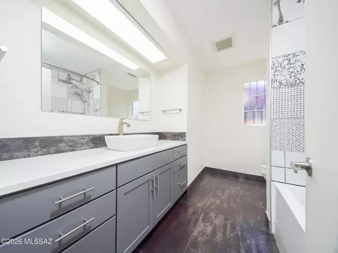 Bath - 4033 E 3rd St, Tucson, AZ 85711 photo 1 of 4