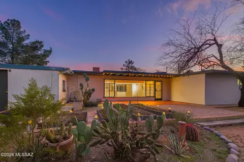 Exterior - 4033 E 3rd St, Tucson, AZ 85711 photo 9 of 10