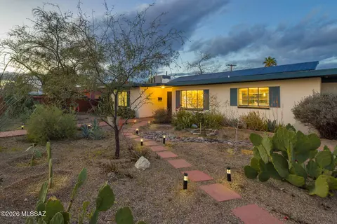Exterior - 4033 E 3rd St, Tucson, AZ 85711 photo 5 of 10