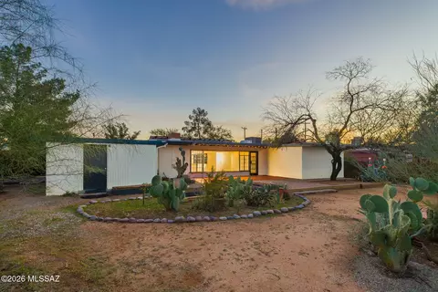 Exterior - 4033 E 3rd St, Tucson, AZ 85711 photo 3 of 10