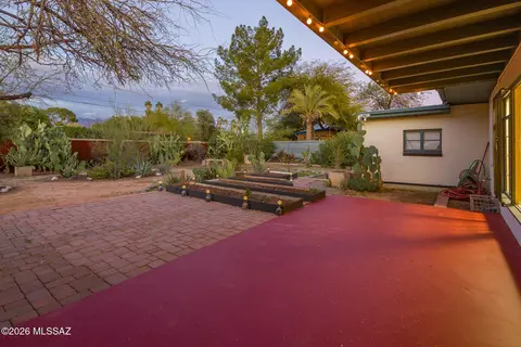 Exterior - 4033 E 3rd St, Tucson, AZ 85711 photo 6 of 10