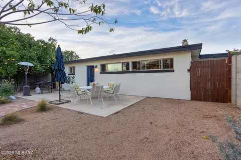 Exterior - 316 E Lester St, Tucson, AZ 85705 photo 2 of 5