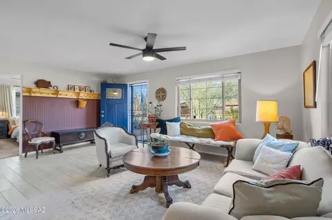 Living - 316 E Lester St, Tucson, AZ 85705 photo 2 of 5