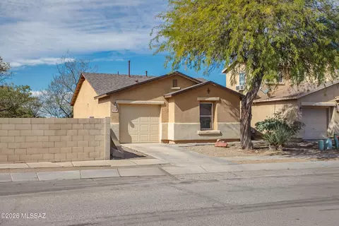 5596 S Monrovia Ave, Tucson, AZ 85706