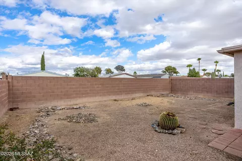 Exterior - 7259 E Maritime Dr, Tucson, AZ 85756 photo 7 of 7