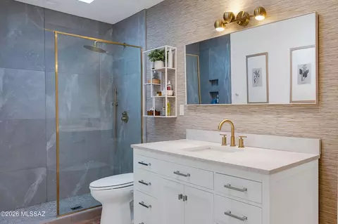 Bath - 6941 E Rivercrest Rd, Tucson, AZ 85750 photo 3 of 3