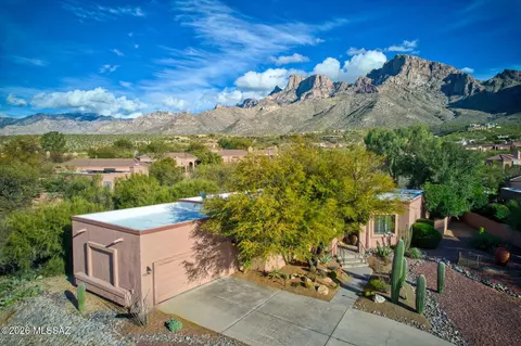 10290 N Carristo Dr, Tucson, AZ 85737