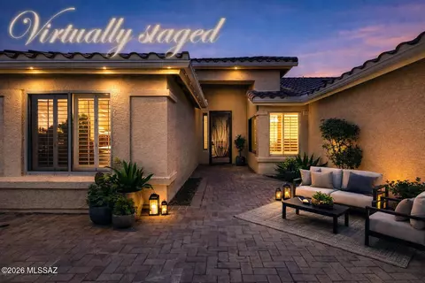 1860 E Purple Martin Ln, Green Valley, AZ 85614