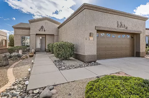 1917 W Vista Ridge Dr, Green Valley, AZ 85622