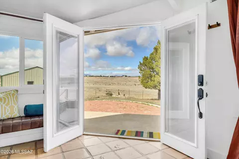 419 Elgin Rd, Elgin, AZ 85611