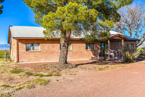 3760 W Valley View Ln, Willcox, AZ 85643