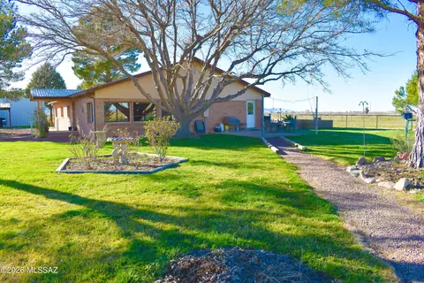 Exterior - 3760 W Valley View Ln, Willcox, AZ 85643 photo 2 of 3