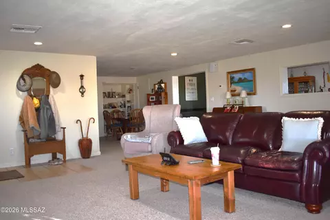 Living - 3760 W Valley View Ln, Willcox, AZ 85643 photo 1 of 1
