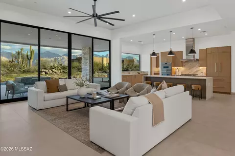 13948 N Flint Peak Pl, Tucson, AZ 85755