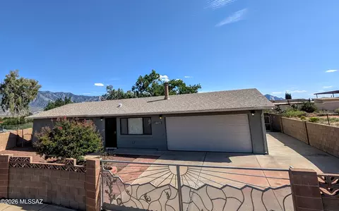 15808 N Twin Lakes Dr, Tucson, AZ 85739