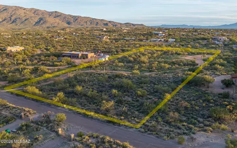 11330 E Calle Aurora, Tucson, AZ 85748
