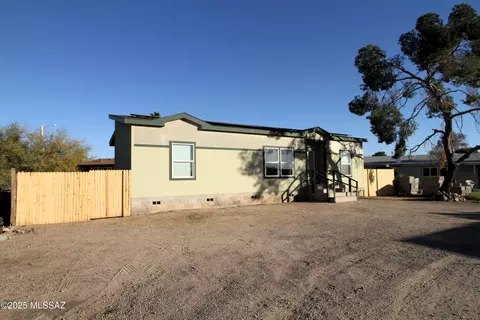 6170 N Orange Tree Ln, Tucson, AZ 85741