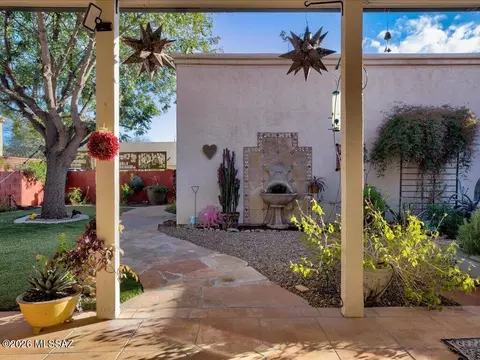 Exterior - 10394 E Seven Generations Way, Tucson, AZ 85747 photo 3 of 11