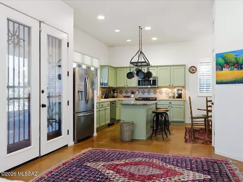 Kitchen - 10394 E Seven Generations Way, Tucson, AZ 85747 photo 2 of 7