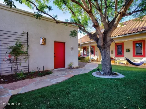 Exterior - 10394 E Seven Generations Way, Tucson, AZ 85747 photo 8 of 11