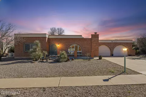 250 E Paseo Chuparosas, Green Valley, AZ 85614