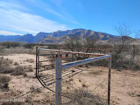 W Dream Catcher Way, Cochise, AZ 85606