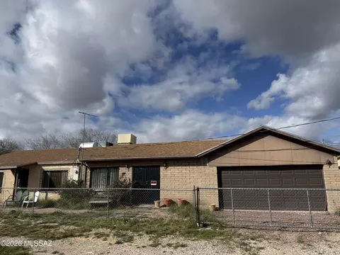 240 E Palmdale St, Tucson, AZ 85714