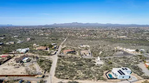 5225 E Cloud Nine Dr, Tucson, AZ 85739 photo 3