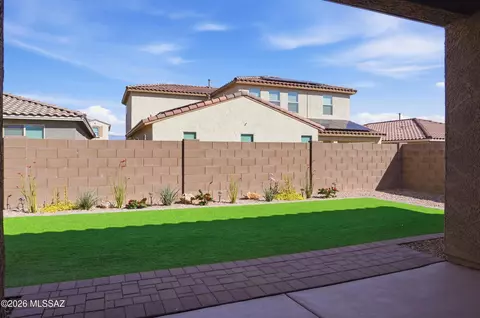 Exterior - 9785 E Copper Glance Trl, Tucson, AZ 85747 photo 4 of 7