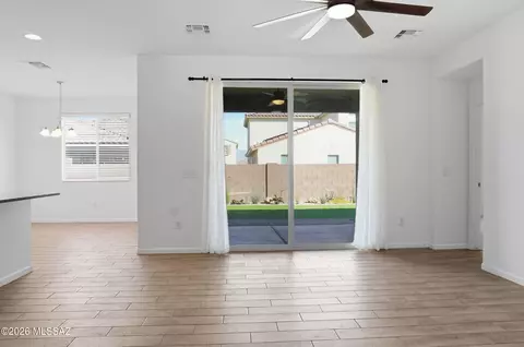 Living - 9785 E Copper Glance Trl, Tucson, AZ 85747 photo 1 of 4