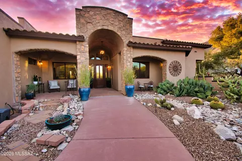 5423 E Gleneagles Dr, Tucson, AZ 85718