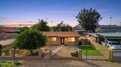 4690 S Stewart Ave, Tucson, AZ 85714