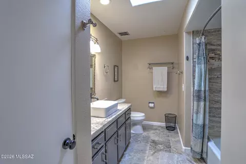 Bath - 6978 E Rivercrest Rd, Tucson, AZ 85750 photo 2 of 3