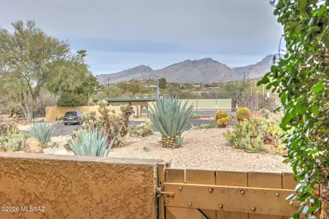 Exterior - 6978 E Rivercrest Rd, Tucson, AZ 85750 photo 6 of 11