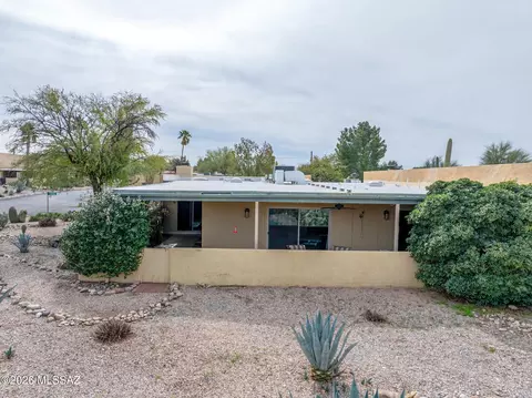 Exterior - 6978 E Rivercrest Rd, Tucson, AZ 85750 photo 4 of 11